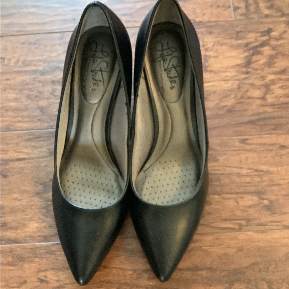 Life Stride Pumps